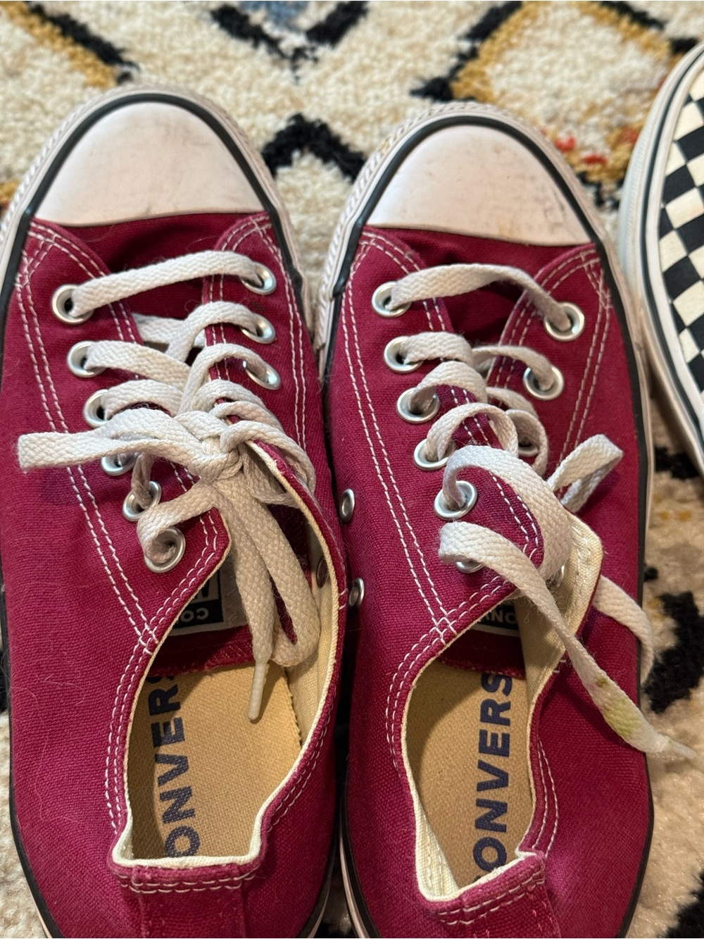 Converse Low Top Sneakers Burgundy with White Accents